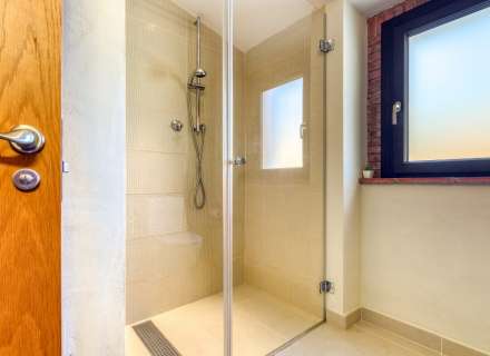 Casa de piedra con vistas excelentes a L'Albera.31