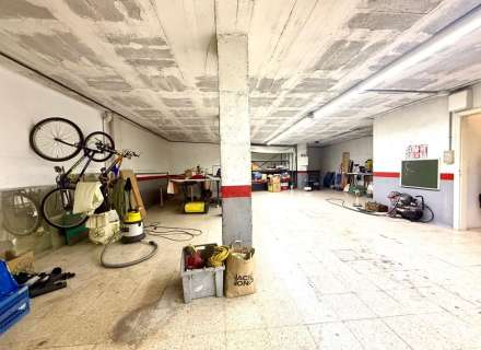 Figueres. Local comercial + sótano en venta (C/Empordà).12