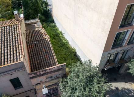 Terrain constructible de 558 m² à Figueres.6