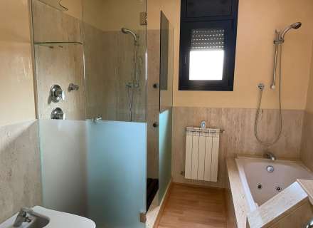 Gran chalet en venta en La Bisbal d'Empordà.7