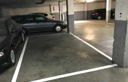 Es ven plaça de pàrquing al centre de figueres