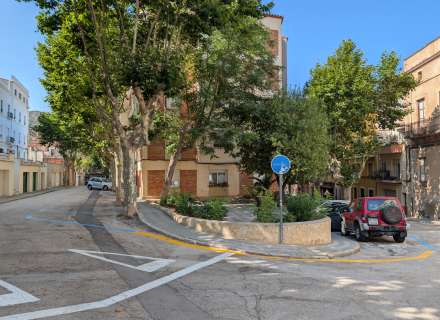 Pis reformat amb ascensor, a 500 m de la platja i al costat de l'estació de Renfe20