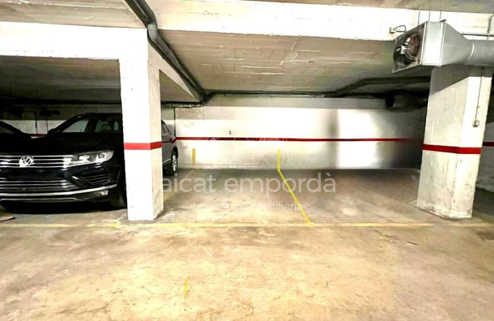 Parking en venta (C/Col·legi)0