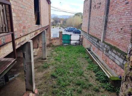 Entrepôt résidentiel urbain à Vilanova de la Muga.9