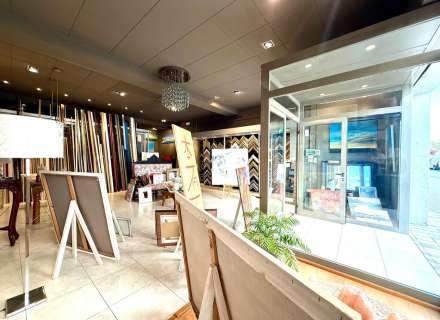 ¡OPORTUNIDAD ÚNICA EN FIGUERES! Local comercial con negocio consolidado en funcionamiento .9