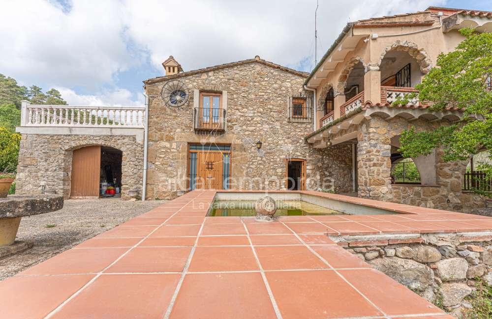 Masia spectaculaire55