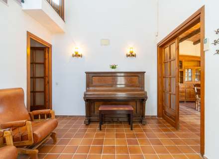 Maison/villa individuelle de style rustique, située à Bon Relax, à Sant Pere Pescador, à 1 km de la mer.5