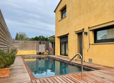 Gran chalet en venta en La Bisbal d'Empordà.0