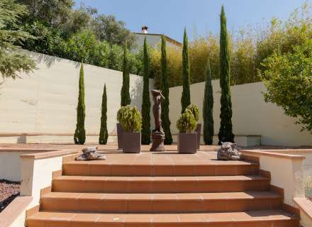 Magnifique maison moderne à Pau, située dans un quartier calme et privé de la Costa Brava.7