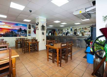 Bar Restaurante en Roses2