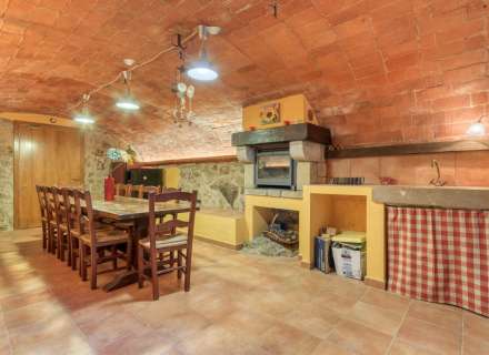 Casa de piedra con vistas excelentes a L'Albera.14