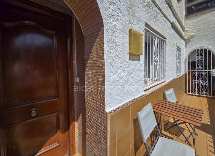 Gran apartament de 3 dormitoris amb boniques vistes a la muntanya a minuts de la platja.6