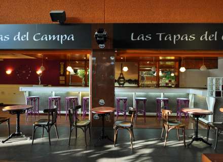 Local comercial totalment equipat a la venda en una ubicació fantàstica a Figueres.4