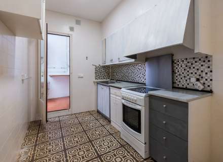 Building for sale in the pedestrian and commercial center of Figueres with high investment potential.21