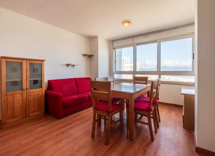 Vive el mar a solo 100 metros de la playa de Empuriabrava.0