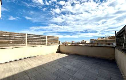 Dúplex en venta (l'escala centro del pueblo)