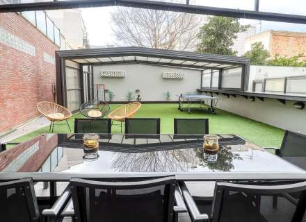 Amb llicencia Turística. Edifici Panna. Avda Salvador Dalí.11