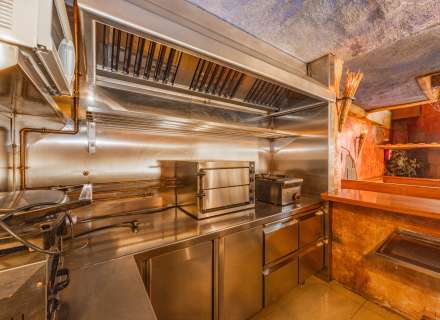 Local commercial – restaurant en plein centre de Figueres21