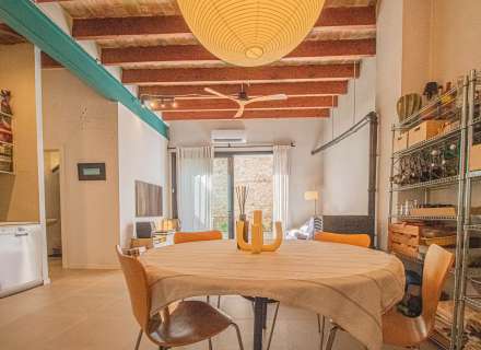 Busques un pis en planta baixa a Sant Pere Pescador on combinar comoditat, llum i qualitat de vida?6