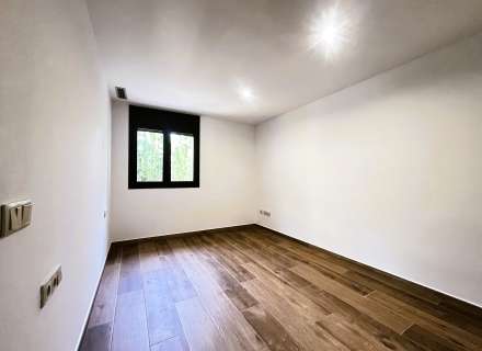 Maison moderne avec jardin et fort potentiel à Pontós.18