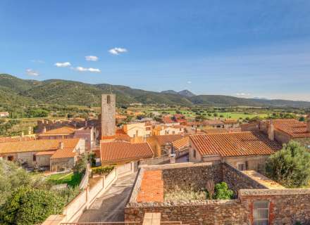 Casa de piedra con vistas excelentes a L'Albera.34