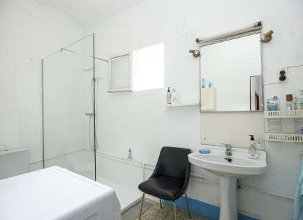 Casa del segle XIX amb ampli terreny a Palau de Santa Eulalia14