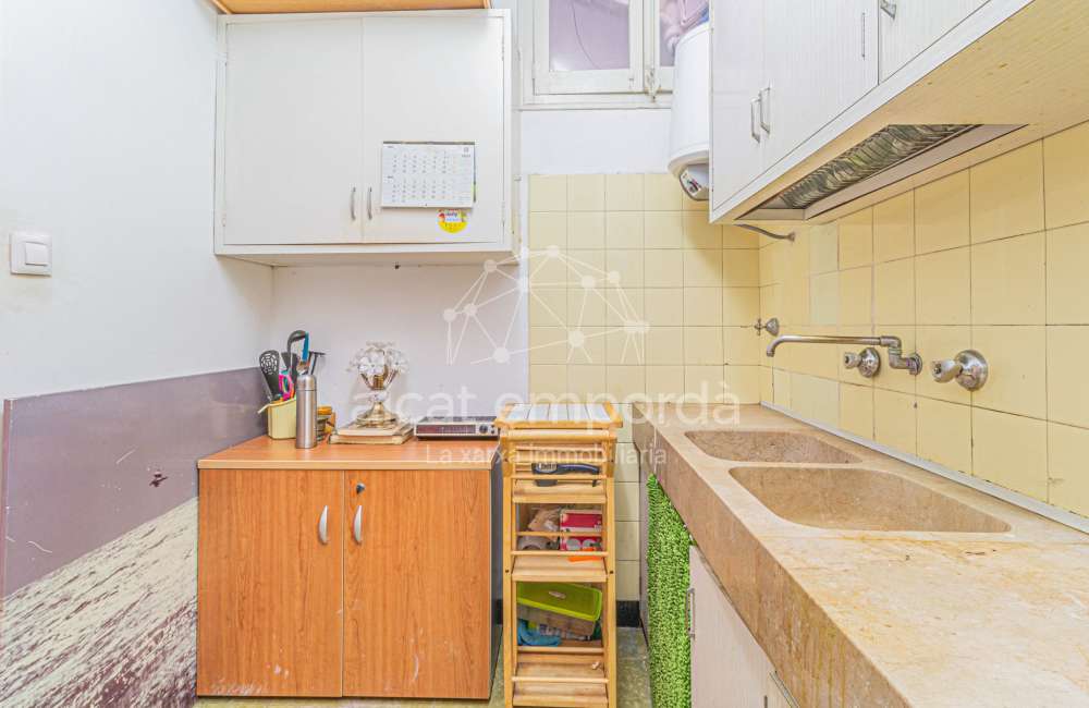 Edifici a Figueres13