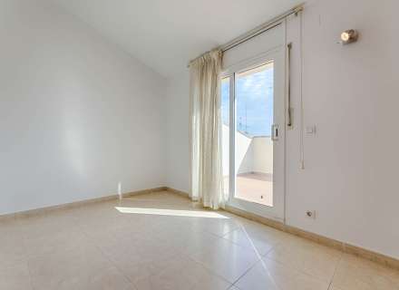 Penthouse - duplex avec parking et cave à Figueres.19