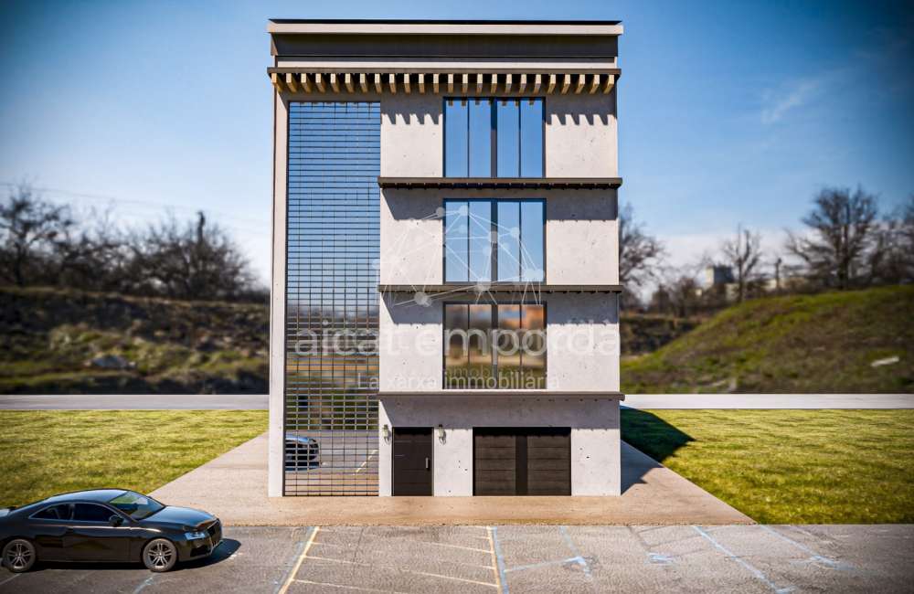 Oferta especial constructors! Edifici de 4 apartaments amb plànols d'edificació.0