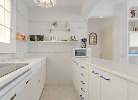 Tranquillité et vue sur la mer dans le quartier du Phare à Roses.6