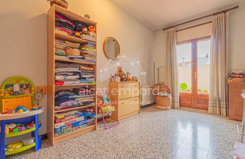 Estàs buscant una casa a Vilafant?10