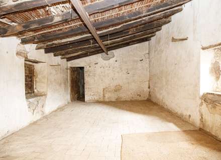 Casa del segle XIX amb ampli terreny a Palau de Santa Eulalia22