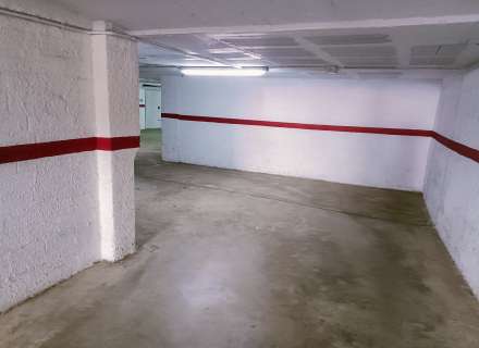 Parking al centre de la vila5