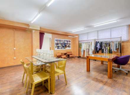 La versatilitat d'un local comercial de 270,60 m211