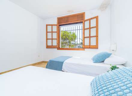 Maison/villa individuelle de style rustique, située à Bon Relax, à Sant Pere Pescador, à 1 km de la mer.28