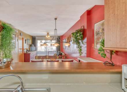 Apartament a Salata amb vista parcial al mar, gran terrassa i aparcament privat.7