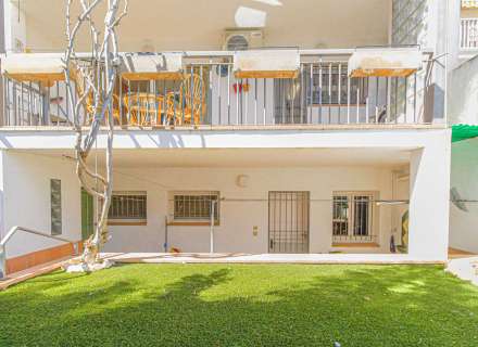 Busques una casa a Figueres amb dues vivendes independents?17