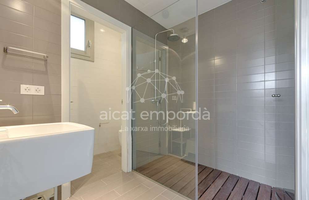 Casa de alto standing en La Jonquera: lujo entre montañas con piscina privada climatizada y vistas espectaculares74