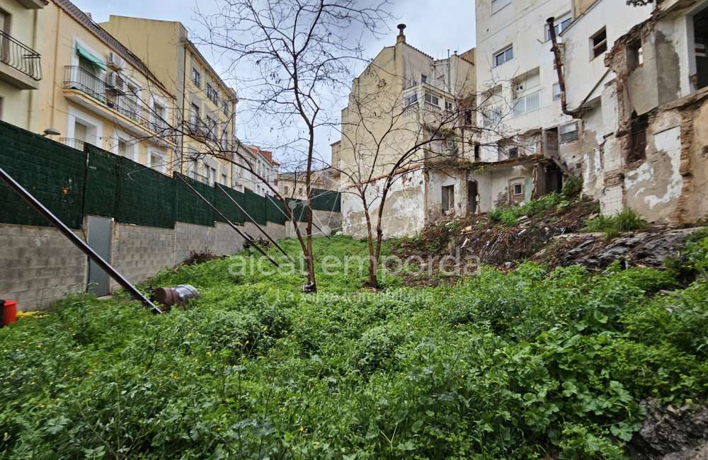 Sòl urbà al centre de la vila5