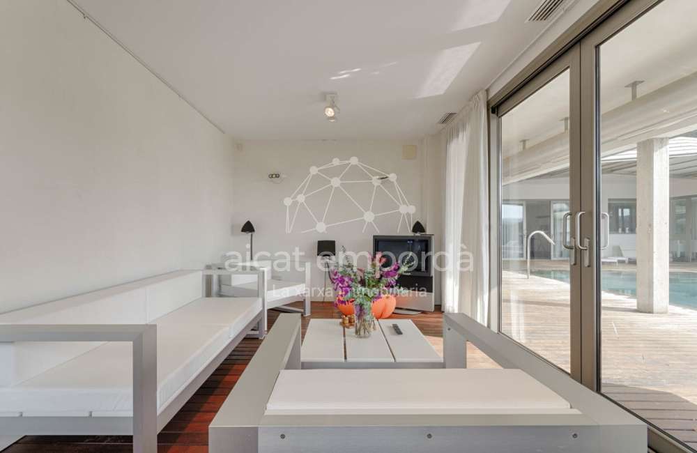 Casa de alto standing en La Jonquera: lujo entre montañas con piscina privada climatizada y vistas espectaculares68