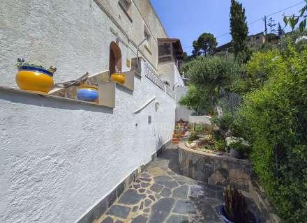 Gran apartament de 3 dormitoris amb boniques vistes a la muntanya a minuts de la platja.1