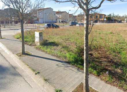 Parcel·la en venda a Vilatenim3