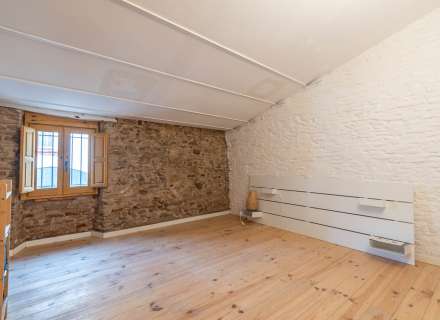 Bonita casa parcialmente reformada.7