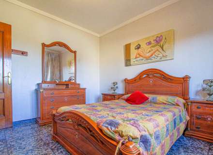 Casa cantonera amb gran terrassa i garatge a Cabanes34