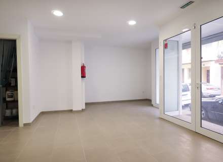 Local versátil de 120m² con accesibilidad Total15