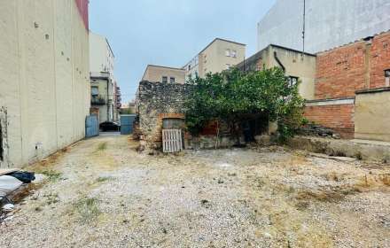 Terreno edificable en c/ oliva