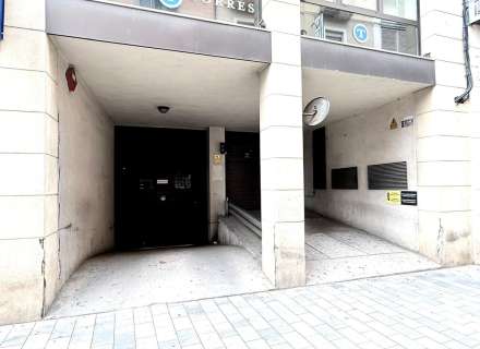 Parking space for sale (Vitalicio Building)4