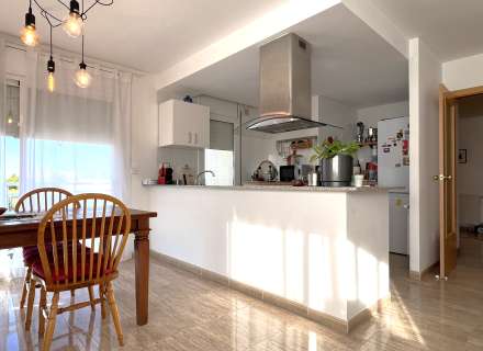 Àtic dúplex amb terrassa i pàrquing envoltat de natura.5