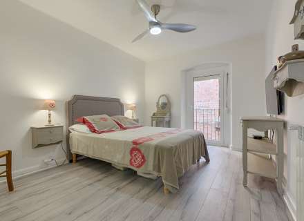 Casa de pueblo totalmente reformada en pleno centro de Roses14