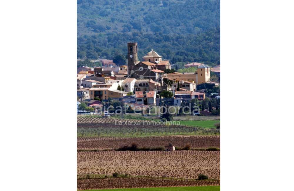 Gran parcel·la doble de 1604m2 per construir la teva casa amb piscina i perfecte jardí. Una oferta especial!22